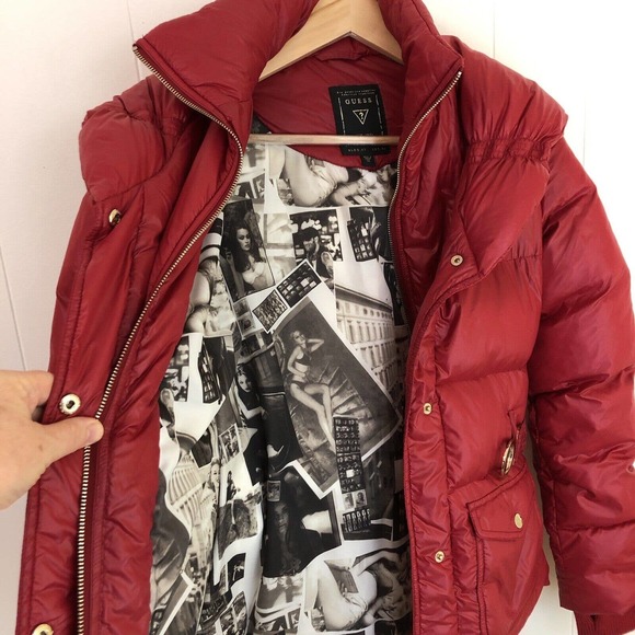 NWOT Guess Valentines Red Puffer Coat Retro Black & White Photo Lining Women XS - Picture 2 of 16